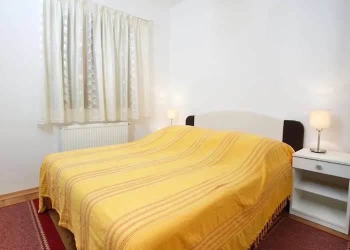 - Mare Апартаменты *