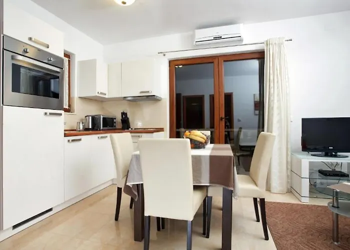 Апартаменты - Mare Тисно