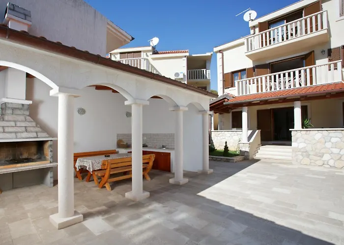 Апартаменты - Mare Тисно